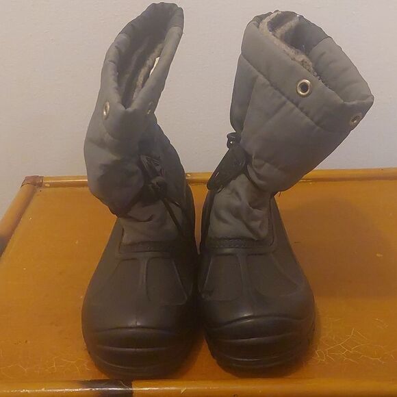 Kids snow boots Size 13 - Picture 1 of 5